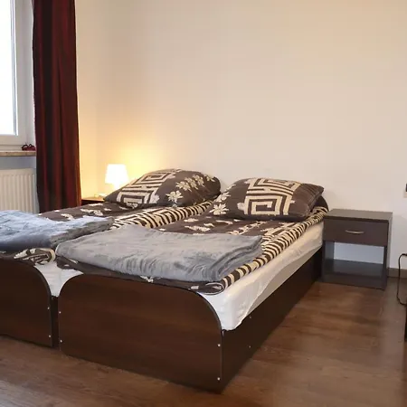 Stare Bielany 3*