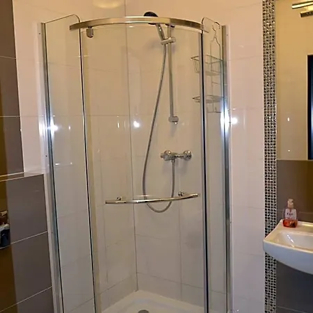 Stare Bielany Bed & Breakfast 3*